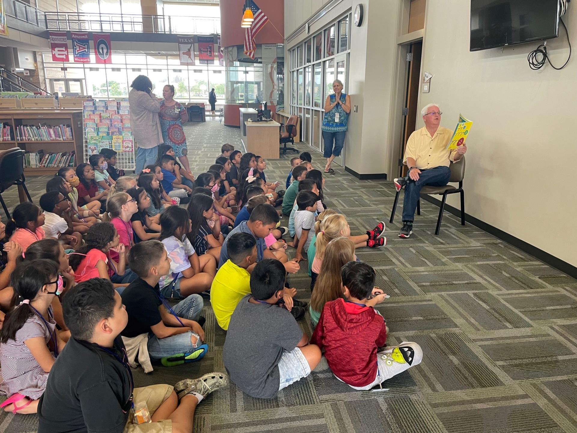 Reading with Commissioner Adams at Mark Twain Elementary